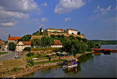 Sto hiljada posetilaca Sto hiljada posetilaca